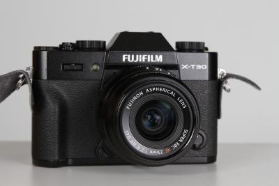 FUJI XT30 II + XF 23 mm F:2 WR