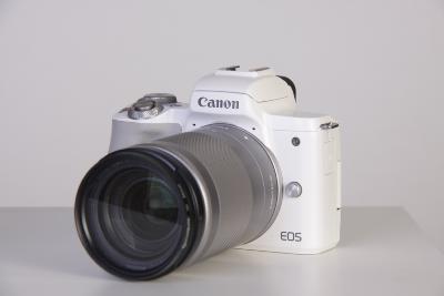 CANON EOS M50 II + EFM 18-150 mm IS STM