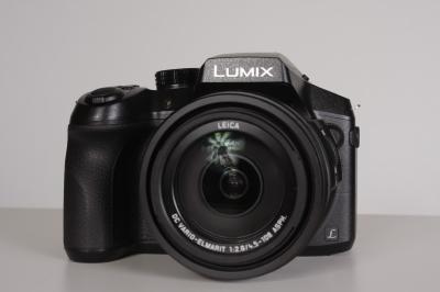 PANASONIC FZ300