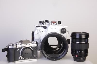 FUJI XT3 + XF 16-55 mm F:2,8 WR + Caisson 40m