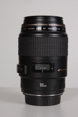CANON EF 100 mm F:2,8 USM MACRO