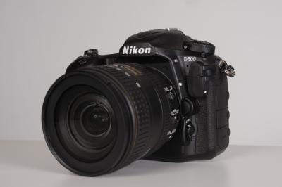 NIKON D500 + AFS 16-80 mm F:2,8-4 VR DX