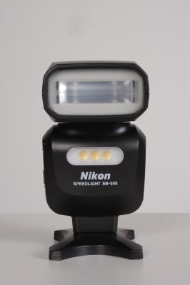 NIKON SB500