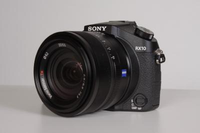 SONY RX10