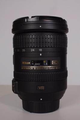 NIKON AFS 18-200 mm VR II DX