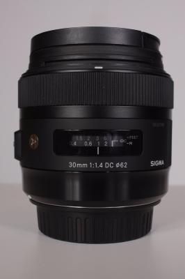 SIGMA DC 30 mm F:1,4 ART CANON EFS