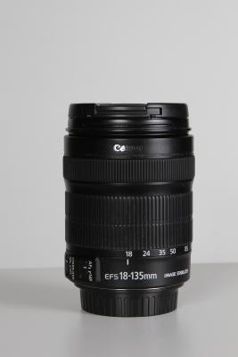 CANON EFS 18-135 mm IS STM