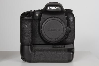 CANON 7D + GRIP